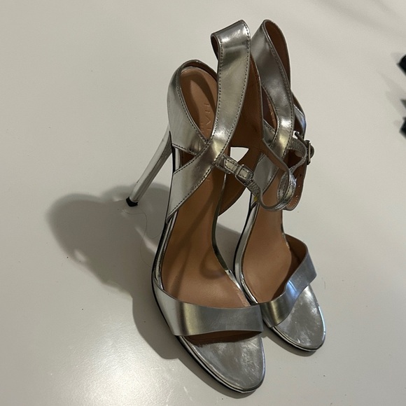 Halston Heritage Metallic Silver Heels - Picture 4 of 5